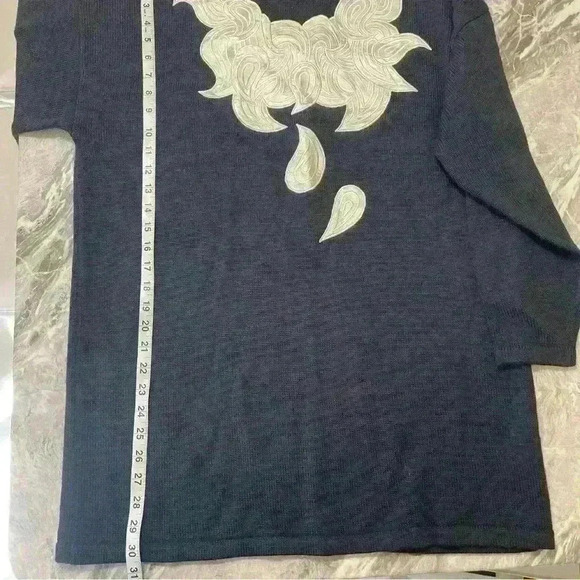 Apart Impressions Womens Size XL Wool Blend Navy Knit Appliqué Sweater Longline - Picture 4 of 9